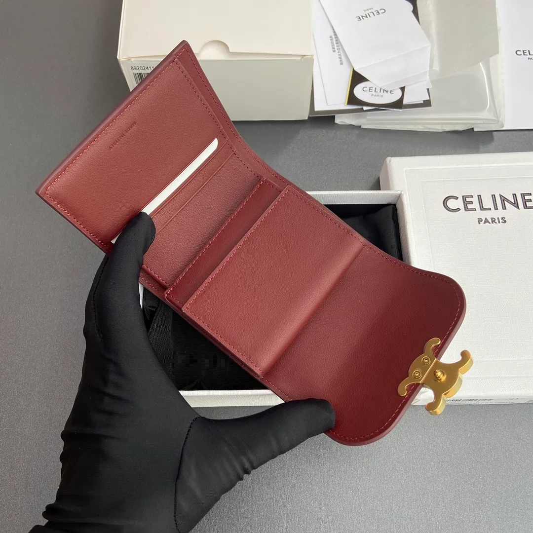 [Special grade pure steel hardware original leather] ¥700 TRIOMPHE glossy cow leather wallet/2024 Xiaosai 5 card slots 1 folding coin bag with snap button 1 flat pocket 1 banknote bag No.: 10D782CQH.04LU783 783 Burgundy full leather Size: w10.5×9×3cm.