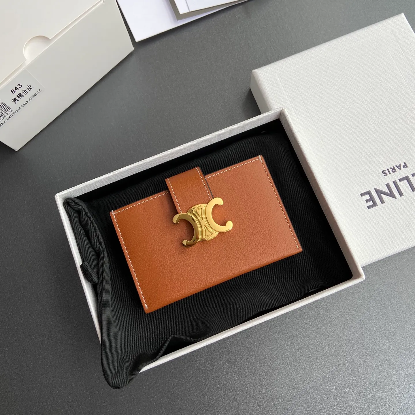 [Extra-grade pure steel hardware original leather] ¥660 ACCORDEON soft grained cow leather card holder/new style cow leather, gold-colored decoration, TRIOMPHE metal texture snap button opening and closing, 3 card slots No.: 10N843GHH.38NO 842 843 Tan full leather Size: w11×h7×d2.5cm