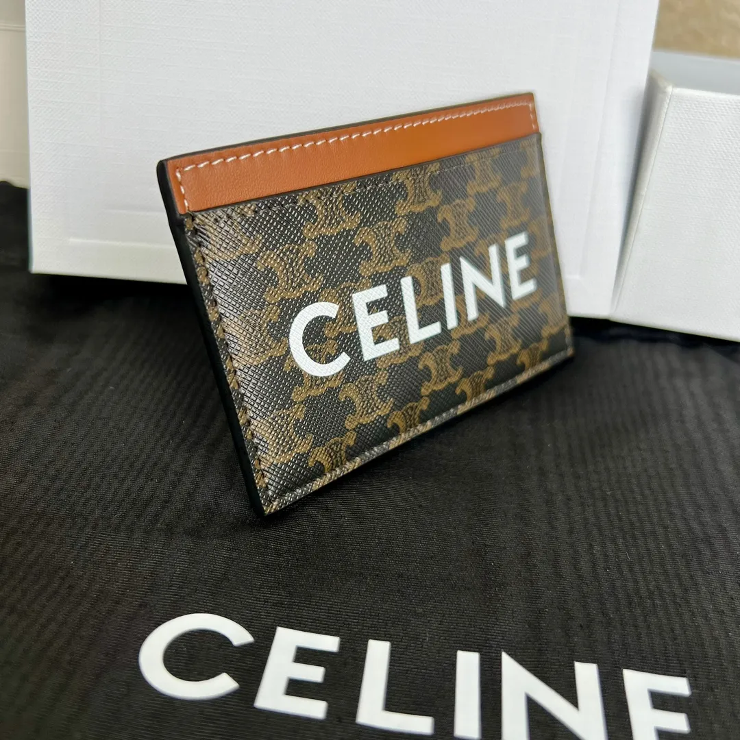 460💰Card holder with printed logo, dimensions 10.5x7 cm, coated canvas, sheepskin binding, lining calfskin/fabric, gold-tone hardware, 2 card slots, 1 flat pocket, No. 10B702