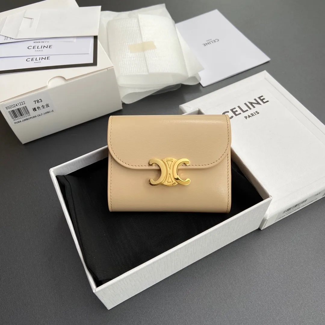 [Special grade pure steel hardware original leather] ¥700 TRIOMPHE glossy cow leather wallet / 5 card slots 1 folding coin bag with snap buckle 1 flat pocket 1 banknote bag No.: 10D782CQH.04LU783 783 Nude color full leather Size: w10.5×9×3cm.