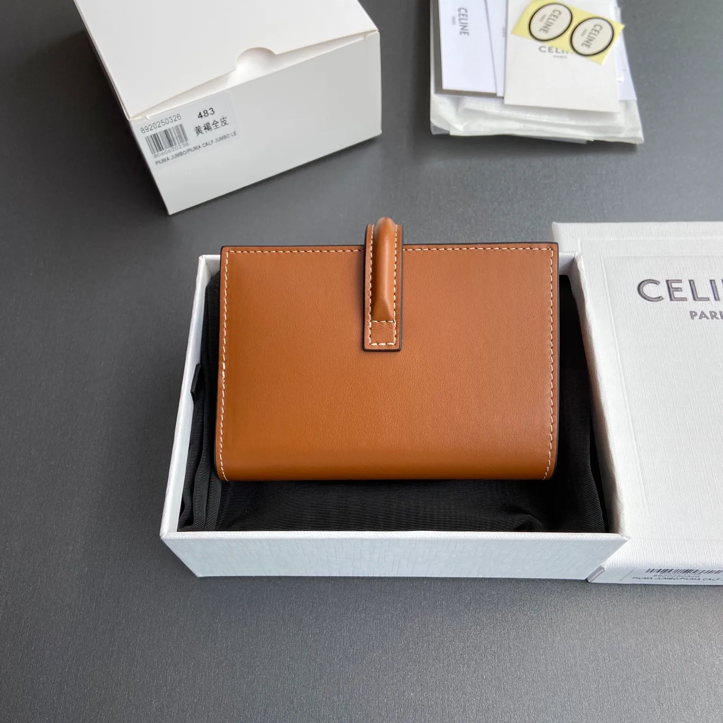 [Extra-grade pure steel hardware original leather] ¥840 TRIOMPHE16 glossy cow leather wallet cow leather cow leather lining/fabric gold finish rotating lock closure 1 detachable zipper movable coin pocket 7 card slots 1 banknote pocket 4 gusseted compartments No.: 10M483CQ7.04LU483 483 Tan full leather Size:w12.7×h9×d2.5cm