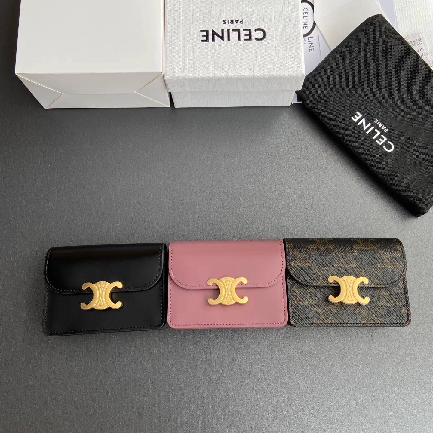 [Special grade pure steel hardware original leather] TRIOMPHE glossy cow leather business card bag/new model No.: 10N 063 FOZ.24VR 062 063 Size: w10.5×h8.5×d3cm Combination picture