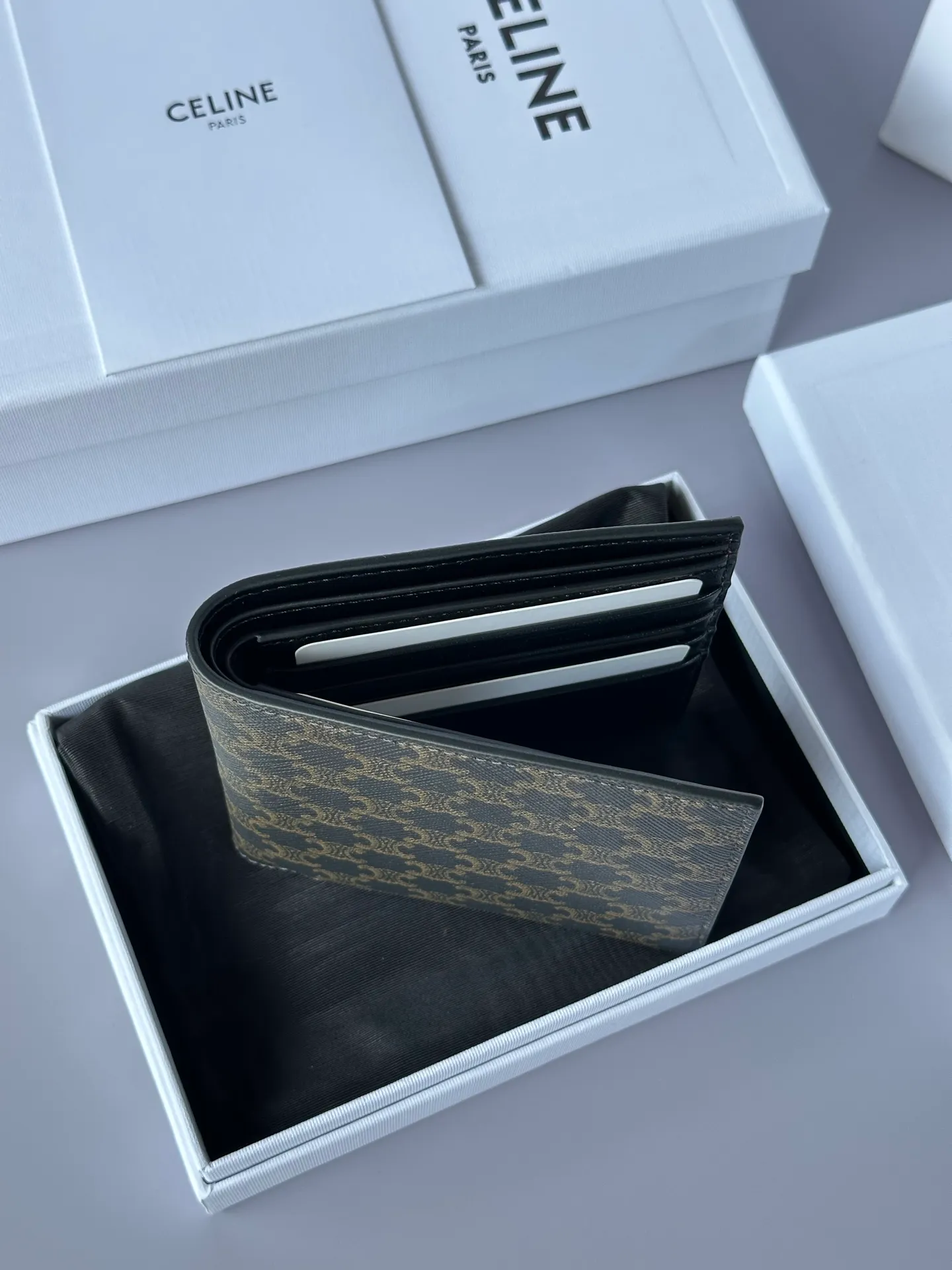 All categories Celine wallet (Celine) Celine 10B652