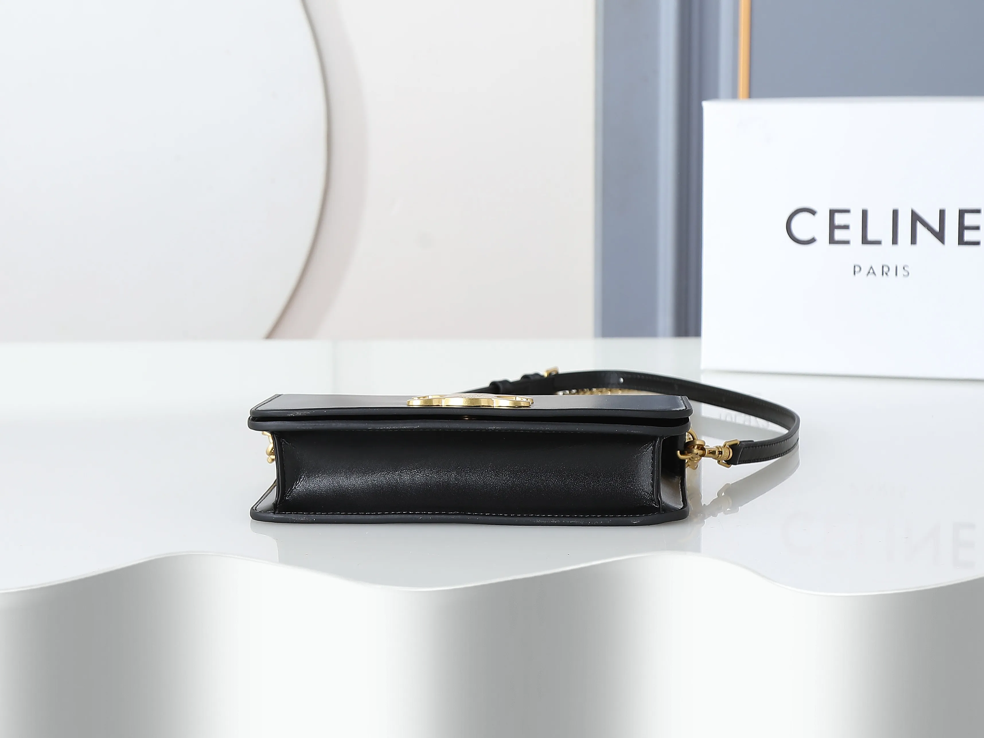 All Categories Official Website "Brand Women's Bags" Women's Bags 💙 Celine Celine 2026 new crossbody shoulder bag