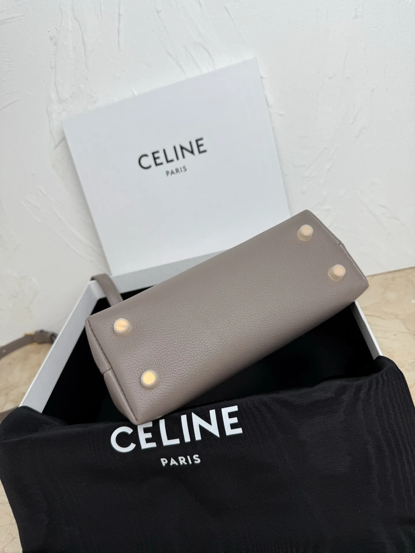 All Categories Official Website "Brand Women's Bags" Women's Bags 💙 Celine 2025 New Celine Crossbody Bag