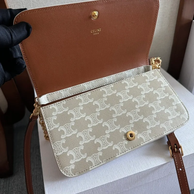 All categories Celine women's bags (Celine) Celine original single 110972 presbyopia