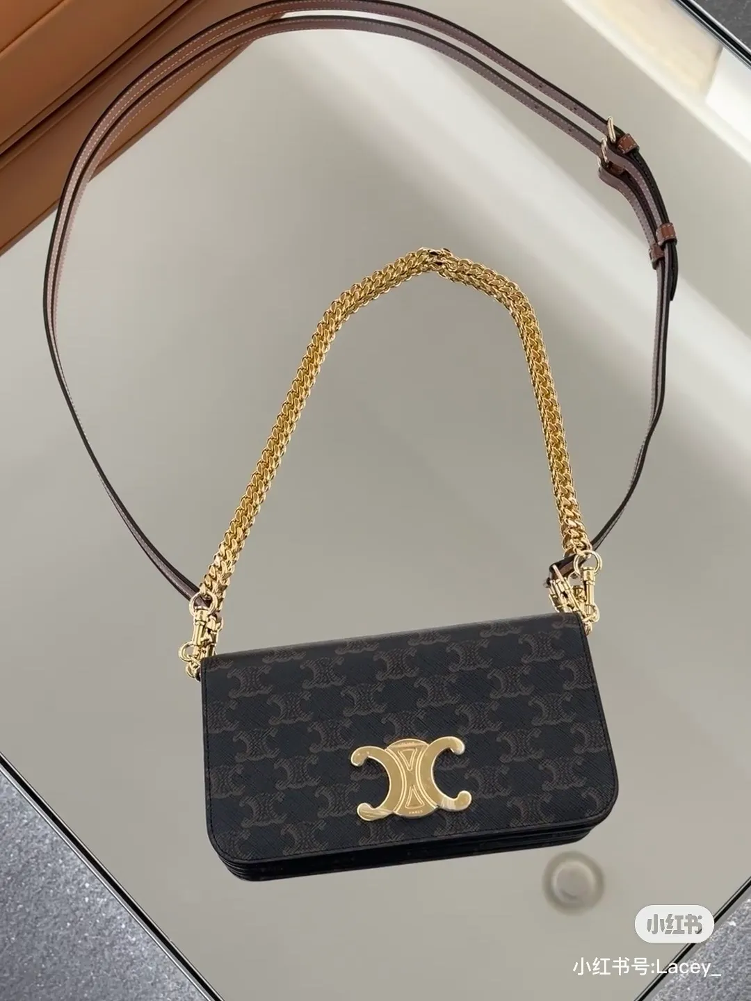 All categories Celine women's bags (Celine) Celine original single 110972 presbyopia