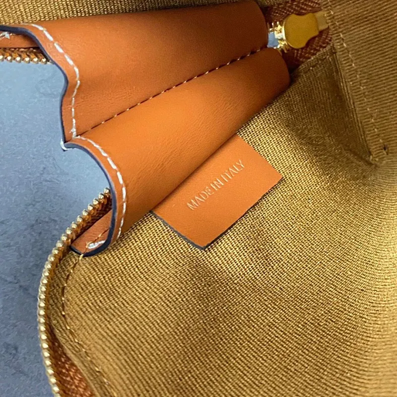 All Categories Official Website "Brand Women's Bags" Women's Bags 💙 Celine 2025 New Celine Crossbody Bag
