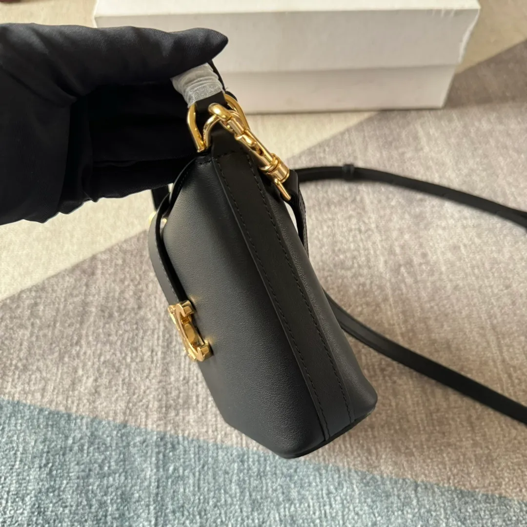 All Categories Official Website "Brand Women's Bags" Women's Bags 💙 Celine 2025 New Celine Crossbody Bag