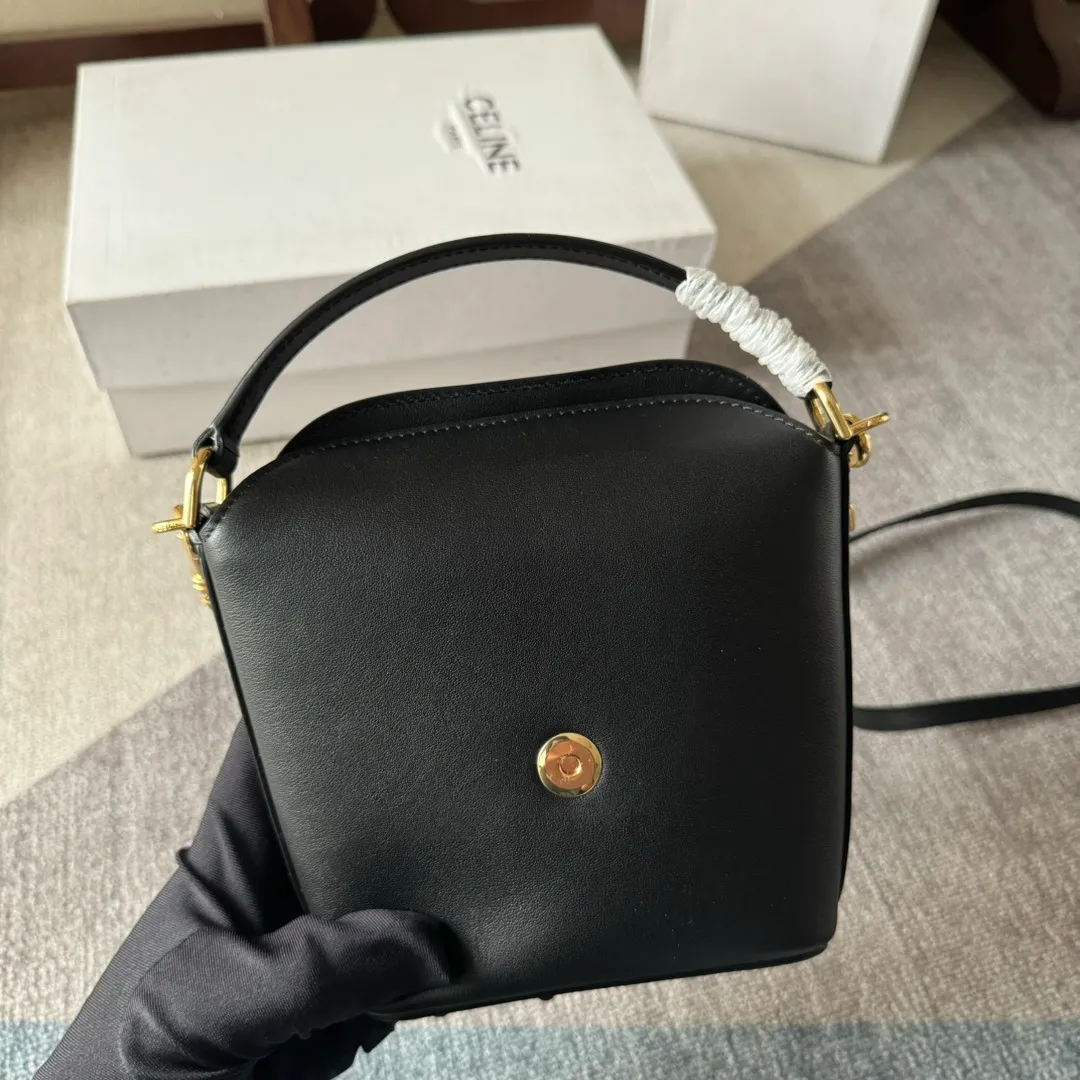 All Categories Official Website "Brand Women's Bags" Women's Bags 💙 Celine 2025 New Celine Crossbody Bag