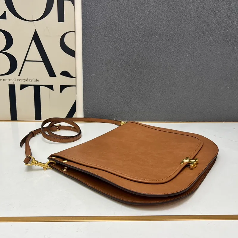 All Categories Official Website "Brand Women's Bags" Women's Bags 💙 Celine 2026 New Celine HALF MOON Half-Moon Crescent Bag