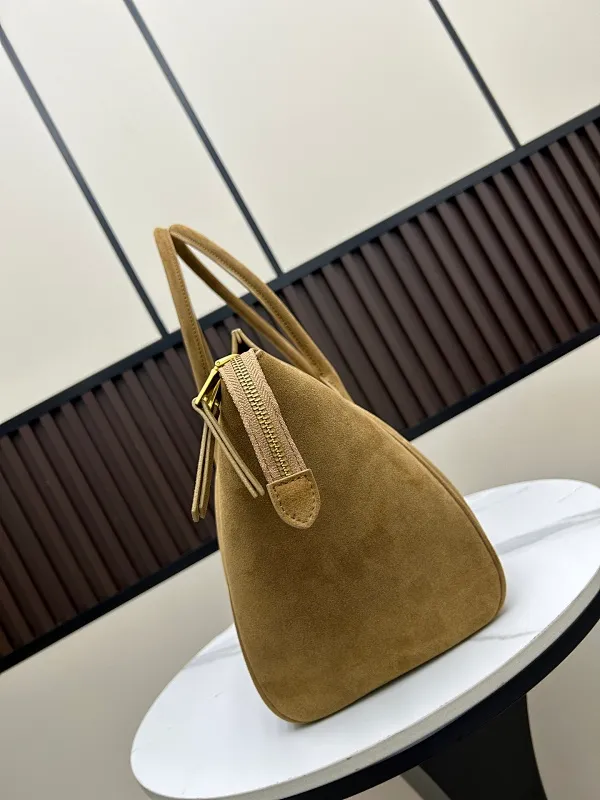 All Categories Celine Women's Bags (Celine) Celine 2026 Large Size