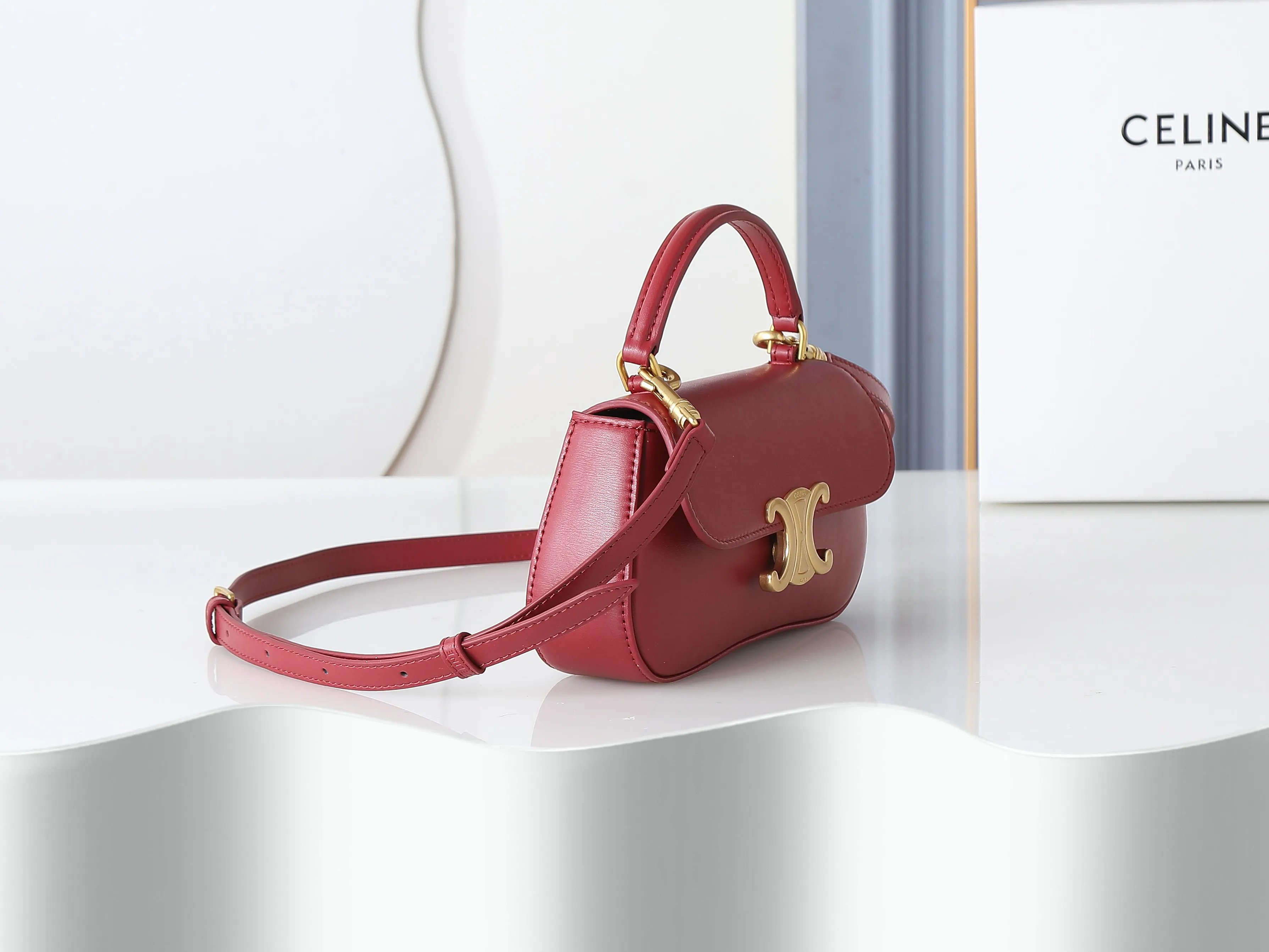 All Categories Official Website "Brand Women's Bags" Women's Bags 💙 Celine Celine 2026 new crossbody shoulder bag