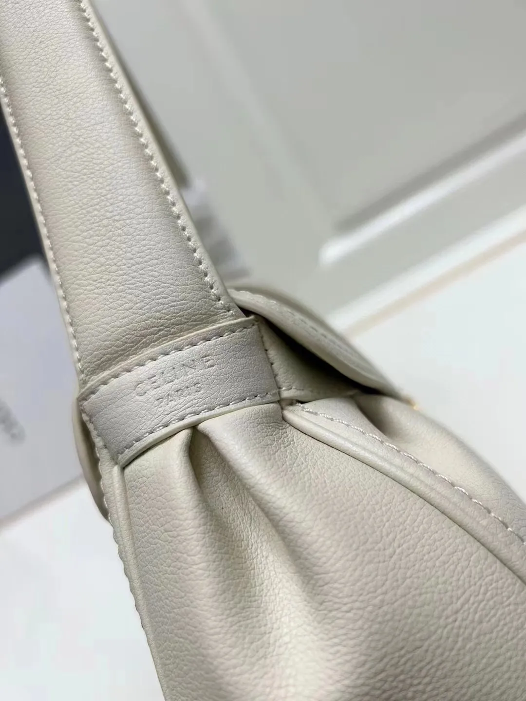 All Categories Official Website "Brand Women's Bags" Women's Bags 💙 Celine 2025 New Celine Underarm Bag