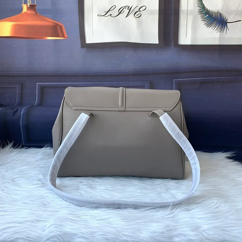 All Categories Official Website "Brand Women's Bags" Women's Bags 💙 Celine 2024 New Celine Crossbody Bag