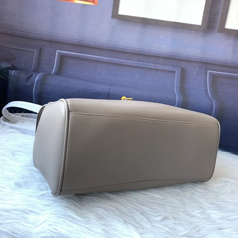 All Categories Official Website "Brand Women's Bags" Women's Bags 💙 Celine 2024 New Celine Crossbody Bag