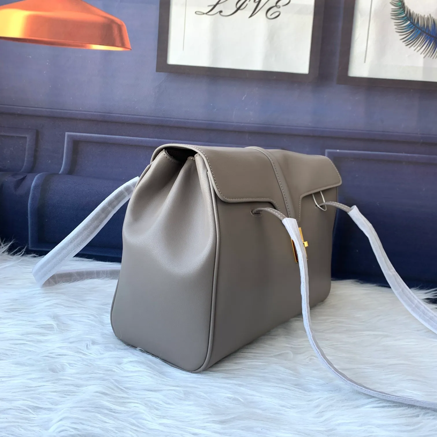 All Categories Official Website "Brand Women's Bags" Women's Bags 💙 Celine 2024 New Celine Crossbody Bag