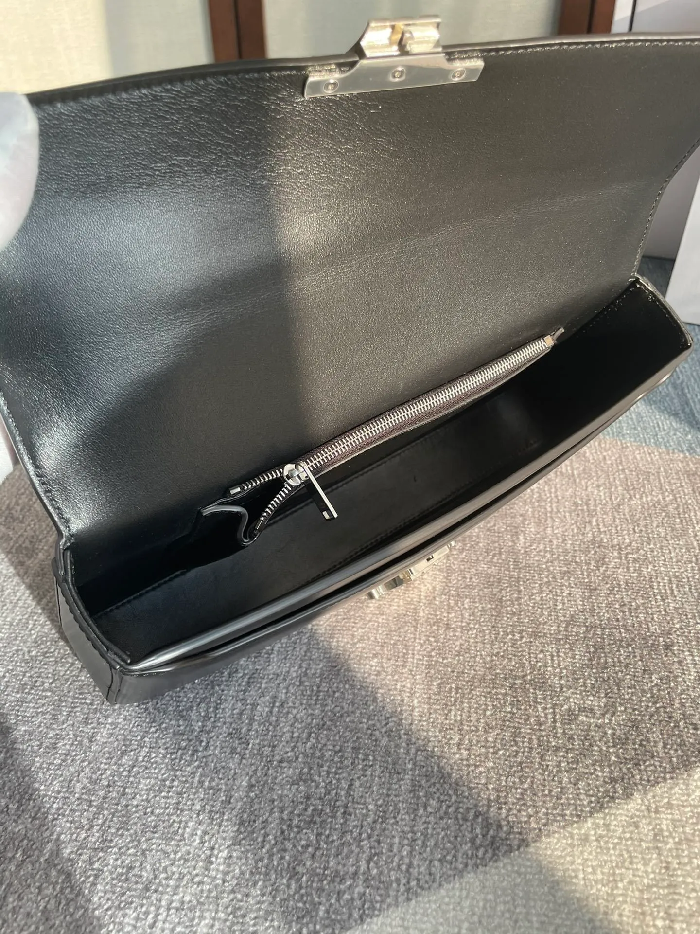 All Categories Official Website "Brand Women's Bags" Women's Bags 💙 Celine 2025 New Celine Underarm Bag