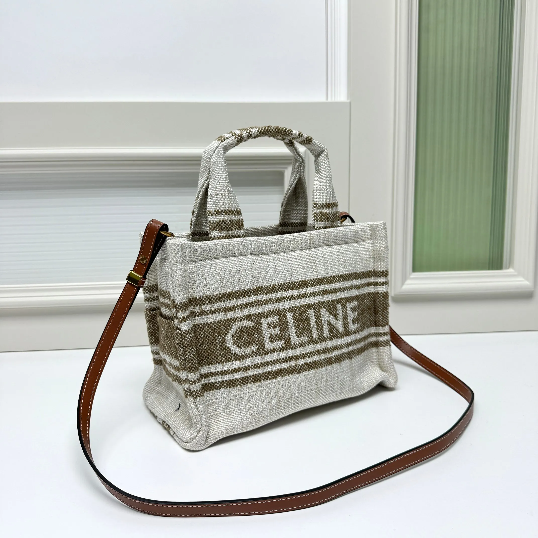 All Categories Official Website "Brand Women's Bags" Women's Bags 💙 Celine 2026 New Celine Crossbody Bag