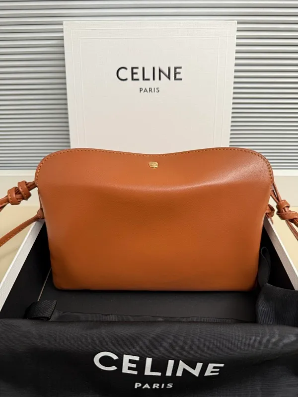 All Categories Official Website "Brand Women's Bags" Women's Bags 💙 Celine 2026 New Celine Crossbody Bag