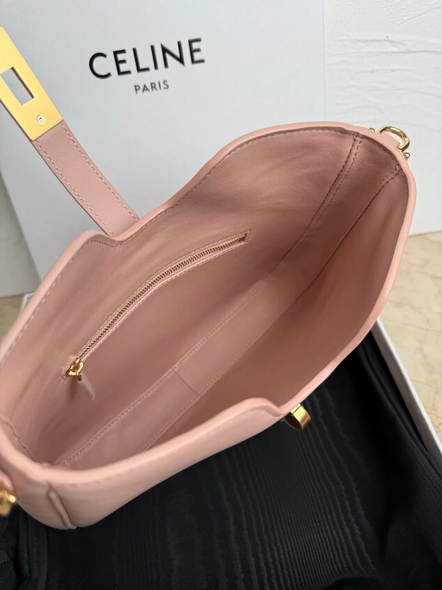 p1600CAMILLE 16💓2025 New SOFT Small Smooth Cow Leather Handbag👜This model cannot hold larger smart tablets such as IPAD. Cow leather Sheep leather lining Hand carry, shoulder and crossbody Rotary lock closure 1 main compartment 1 inner zipper pocket 1 detachable hand/shoulder strap, length 8.6 inches (22 cm) 1 detachable and adjustable shoulder strap, 9.7 X 8.5 X 2 inches (24.5 X 21.5