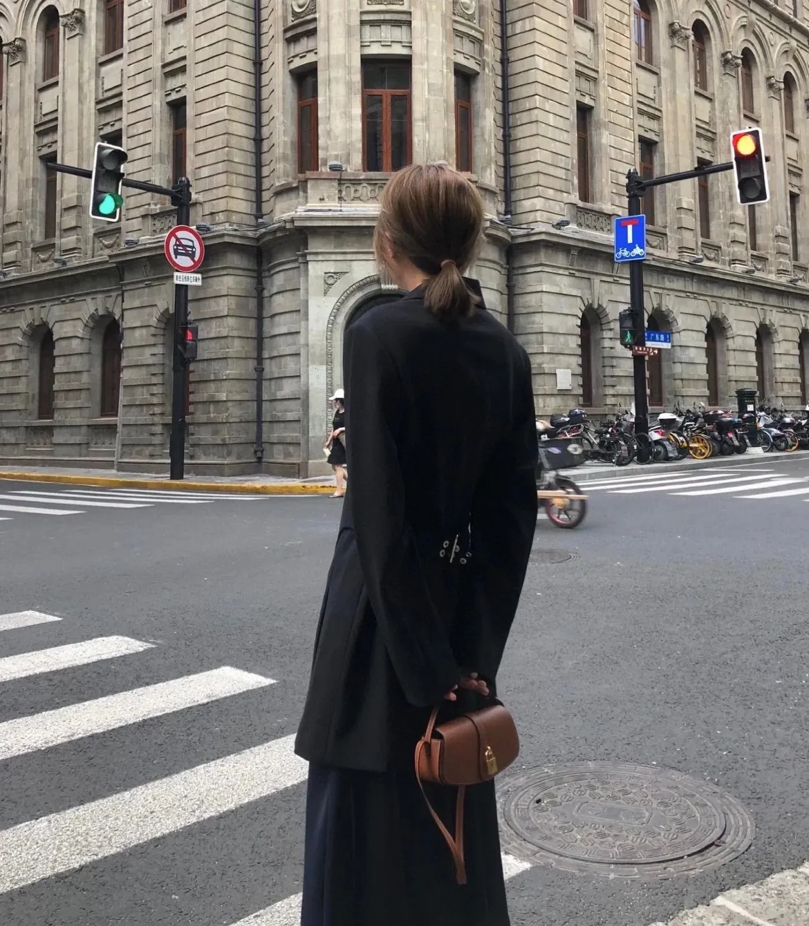 2021 TaBou Clutch, a perfect match for your sister, perfect for the workplace, and a real aura,