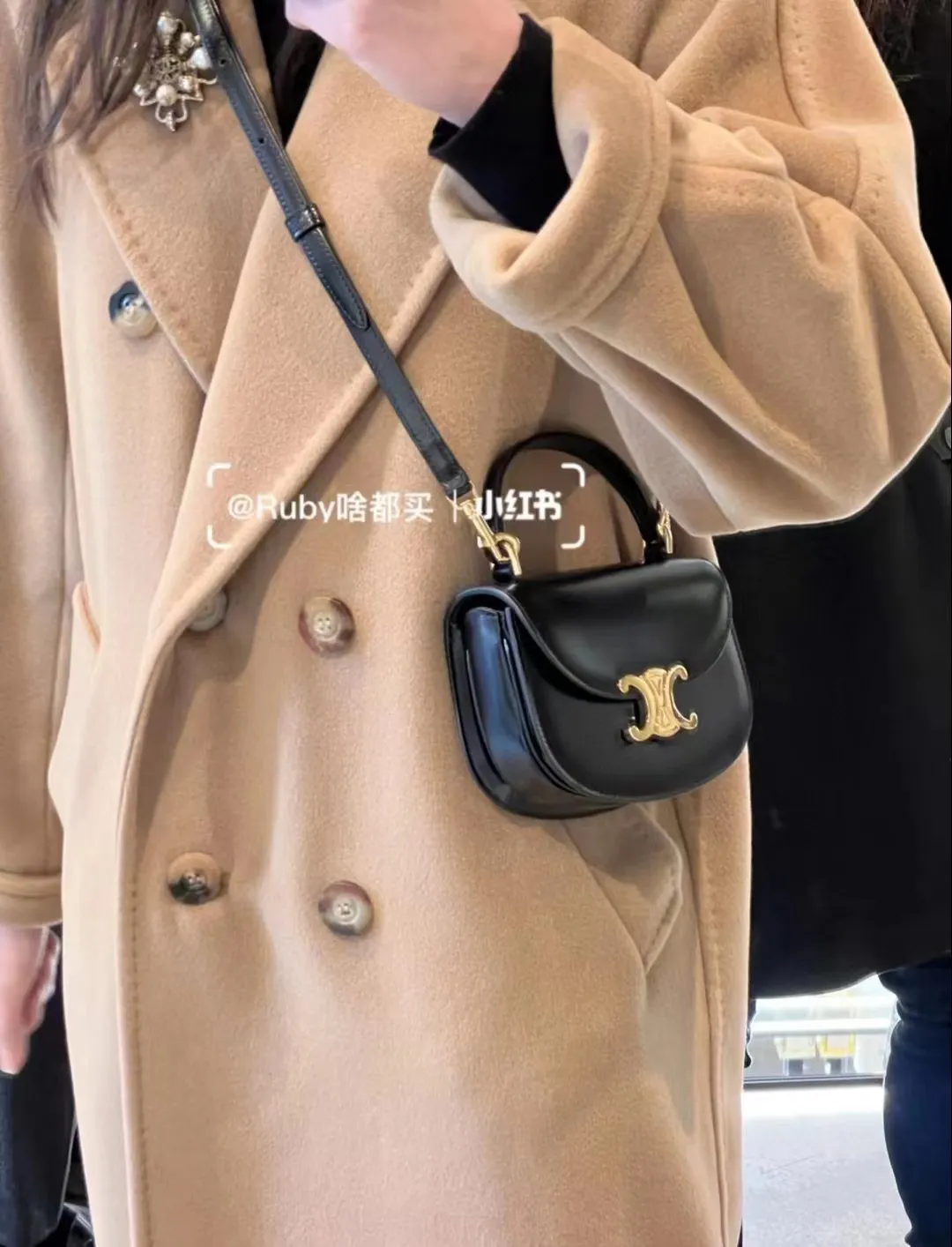 A variety of carrying methods, hand-held crossbody is very versatile💕💕110412