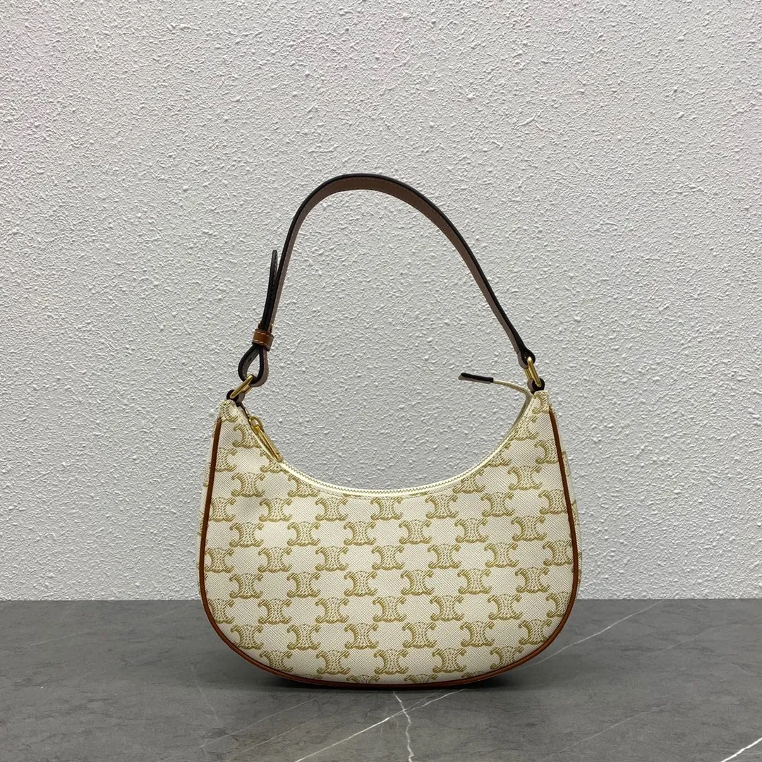 193953 #CELI-NE AVA armpit bag ⚠️The new version has upgraded all-steel hardware → rolled over the old version alloy → exquisite large-scale details, order with confidence, it is perfect. This armpit bag is really beautiful! Size: 24.5-18-7.5 Style number: 193953