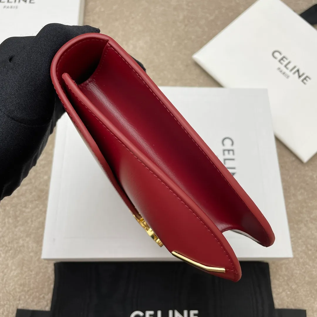 BESACE TRIOMPHE shiny cow leather chain bag, cow leather, sheep leather lining, suitable for shoulder carry, metal TRIOMPHE logo closure, all steel hardware, chain length 12 inches (30 cm), model number: 199273, size: 24.5*17*4🌺🌺🌺