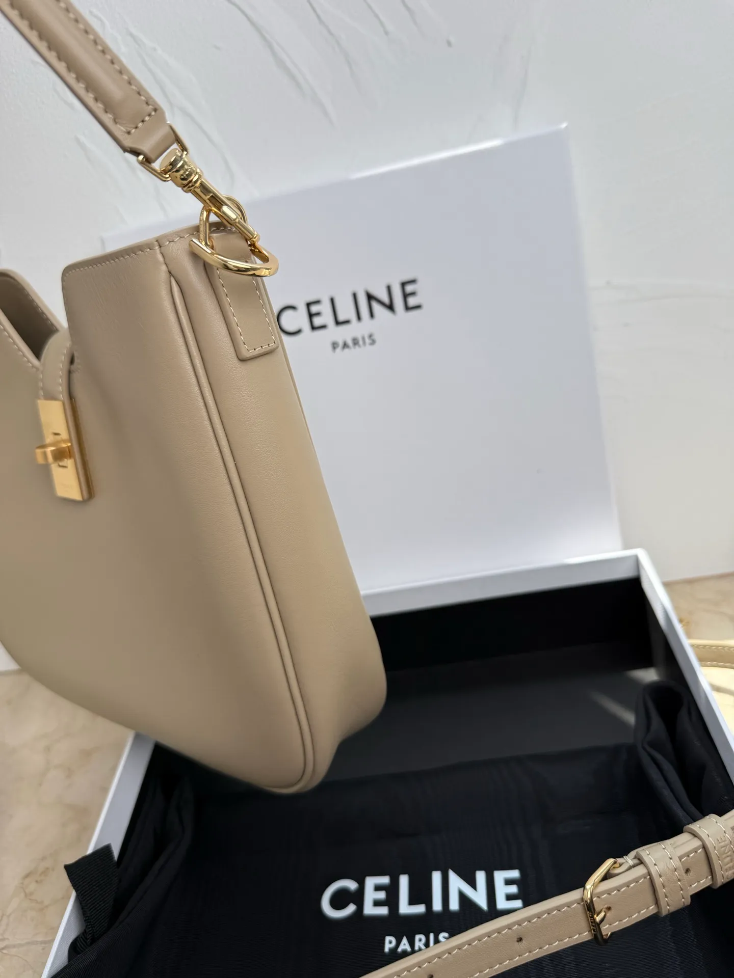 p1600 CAMILLE 16💓2025 New SOFT Small Smooth Cow Leather Handbag👜This model cannot fit larger smart tablets such as IPAD. Cow leather Sheep leather lining Hand carry, shoulder and crossbody Rotary lock closure 1 main compartment 1 inner zipper pocket 1 detachable hand/shoulder strap, length 8.6 inches (22 cm) 1 detachable and adjustable shoulder strap, 9.7 X 8.5 X 2 inches (24.5 X 21.5