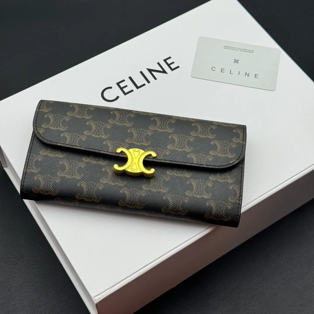 💰210 💎Upgraded original version💖 With top layer leather 𝗖𝗘𝗟𝗜𝗡𝗘 | 𝗧𝗥𝗜𝗢𝗠𝗣𝗛𝗘 Celine Arc de Triomphe Wallet💖 TRIOMPHE metallic snap button, 1 zipper pocket, 2 gusset partitions, 1 flat pocket, 12 card slots. Style number: C10E313 Size: 19X10
