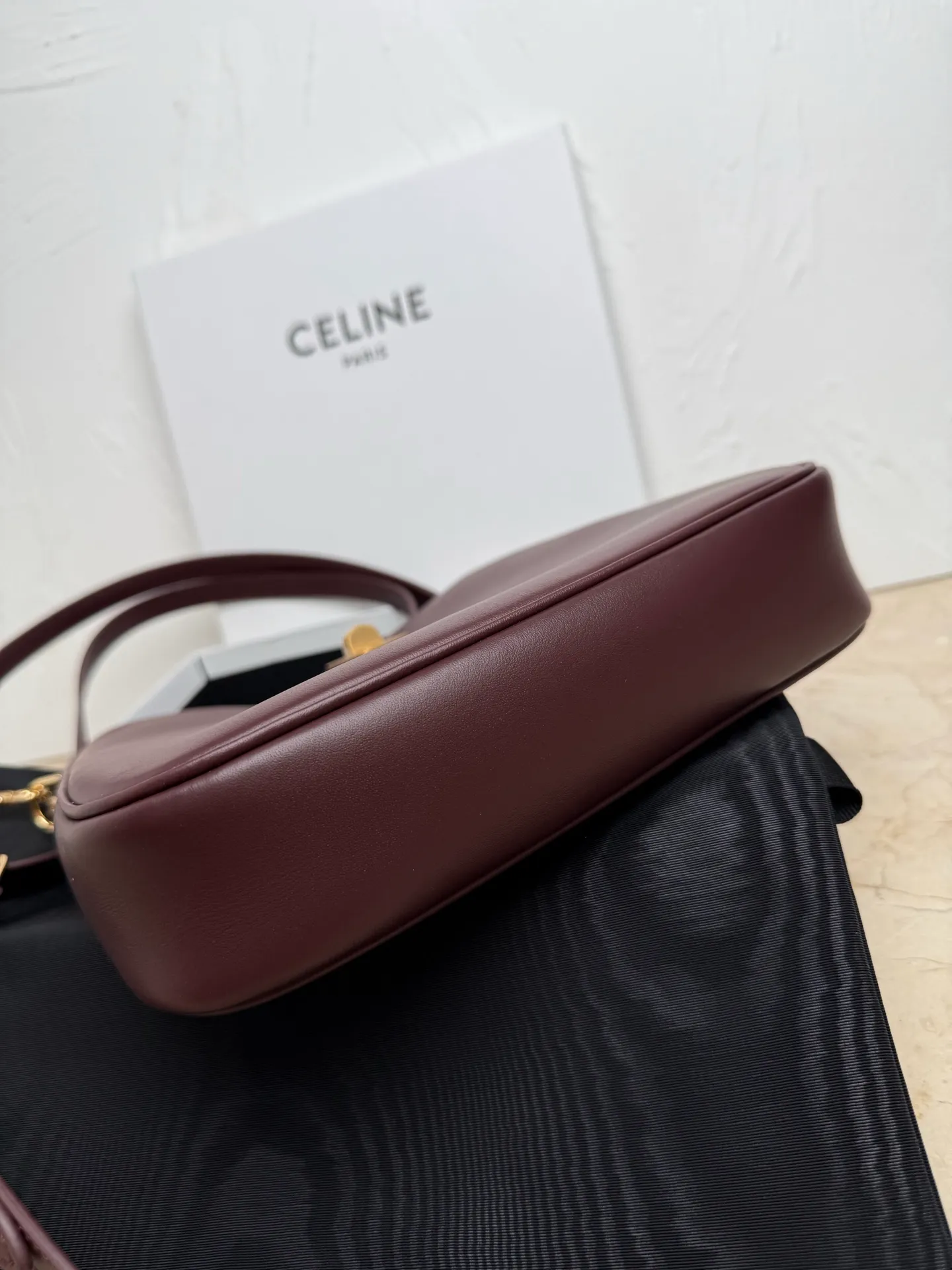 p1600 CAMILLE 16💓2025 New SOFT Small Smooth Cow Leather Handbag👜This model cannot fit larger smart tablets such as IPAD. Cow leather Sheep leather lining Hand carry, shoulder and crossbody Rotary lock closure 1 main compartment 1 inner zipper pocket 1 detachable hand/shoulder strap, length 8.6 inches (22 cm) 1 detachable and adjustable shoulder strap, 9.7 X 8.5 X 2 inches (24.5 X 21.5