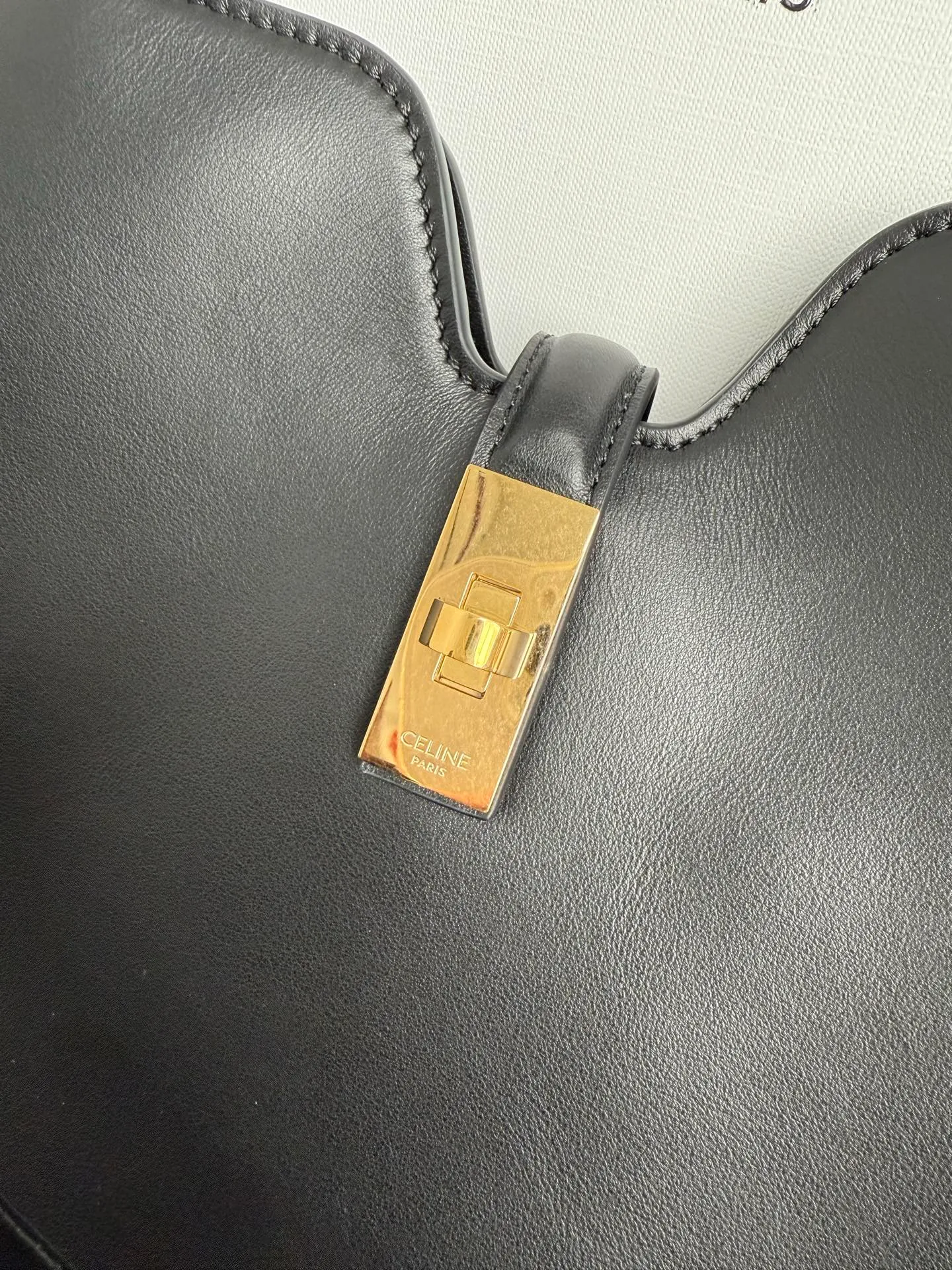 p1600 CAMILLE 16💓2025 New SOFT Small Smooth Cow Leather Handbag👜This model cannot fit larger smart tablets such as IPAD. Cow leather Sheep leather lining Hand carry, shoulder and crossbody Rotary lock closure 1 main compartment 1 inner zipper pocket 1 detachable hand/shoulder strap, length 8.6 inches (22 cm) 1 detachable and adjustable shoulder strap, 9.7 X 8.5 X 2 inches (24.5 X 21.5