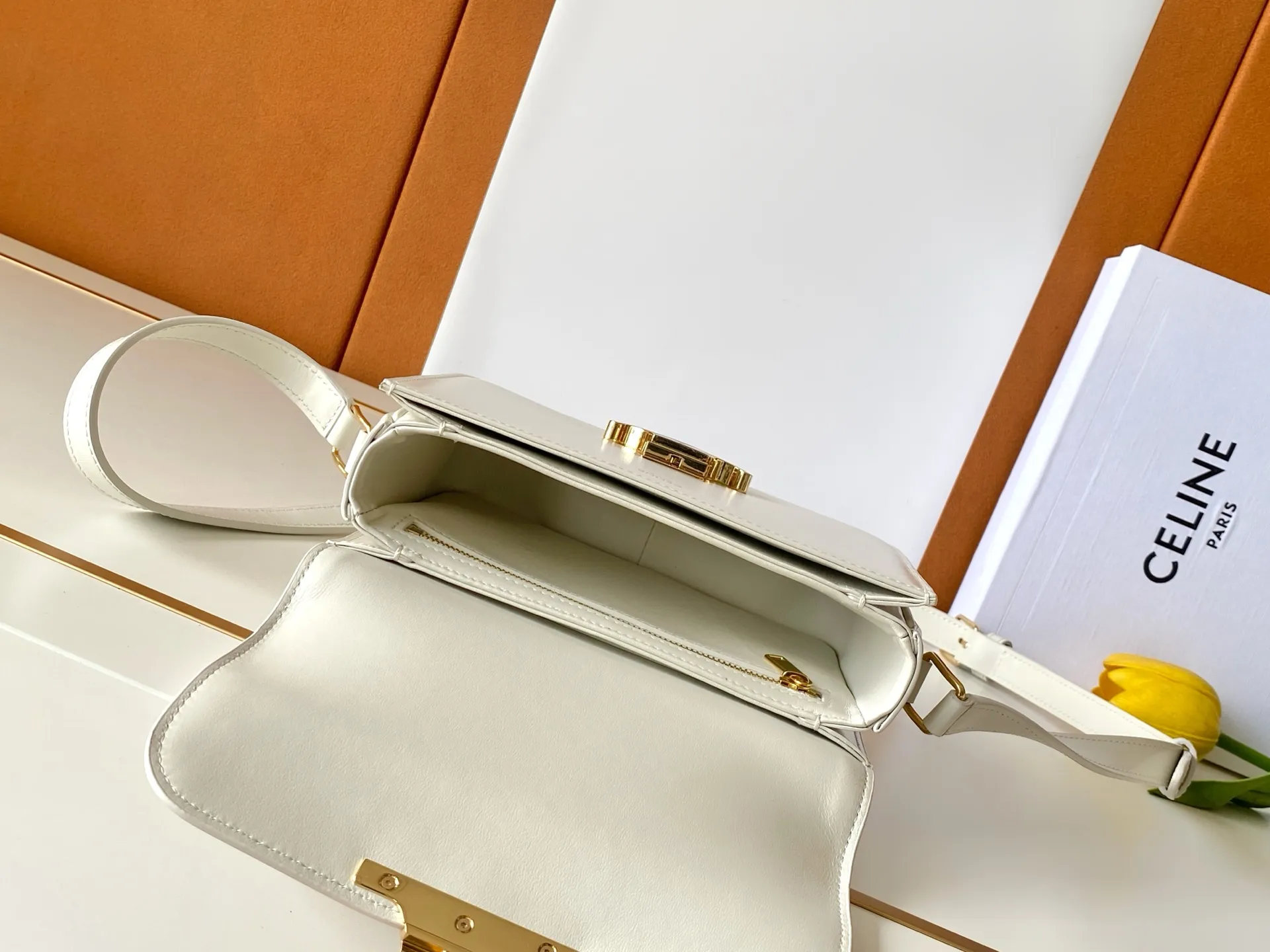 All Categories Official Website "Brand Women's Bags" Women's Bags 💙 Celine 2026 New Celine Crossbody Bag