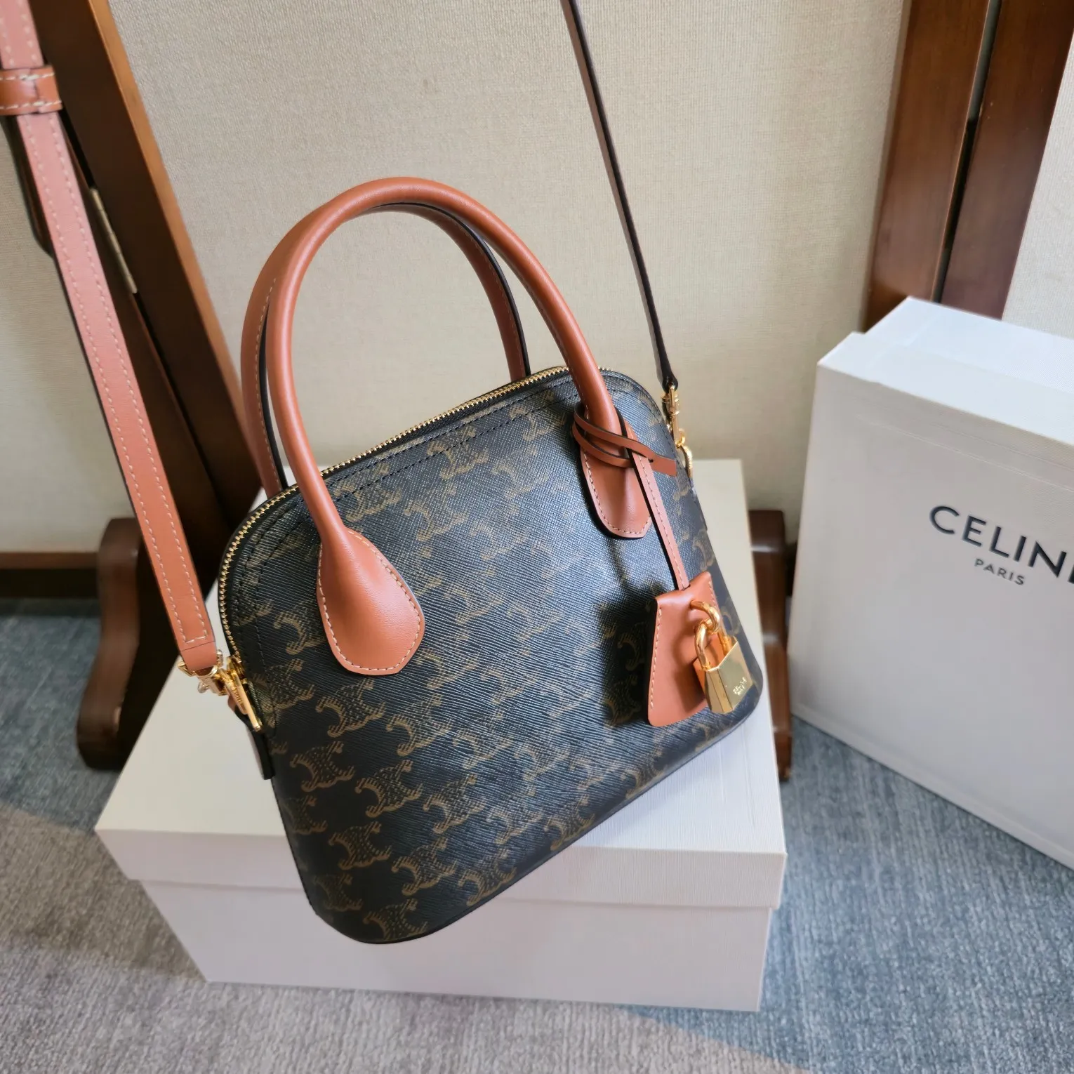 All Categories Official Website "Brand Women's Bags" Women's Bags 💙 Celine 2025 New Celine Crossbody Bag