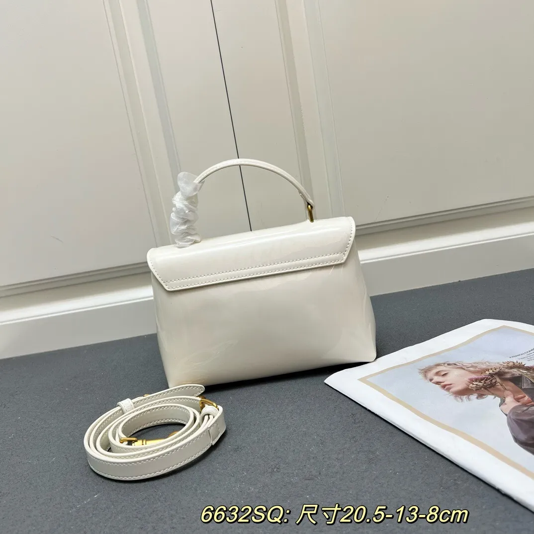 All Categories Official Website "Brand Women's Bags" Women's Bags 💙 Celine 2025 New Celine Crossbody Bag