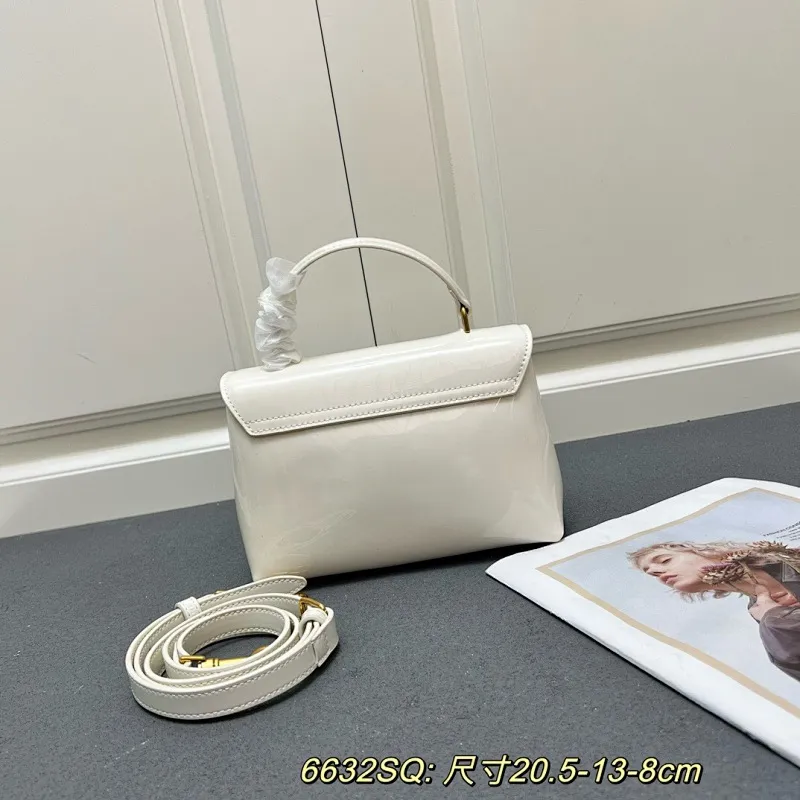 All Categories Official Website "Brand Women's Bags" Women's Bags 💙 Celine 2025 New Celine Crossbody Bag