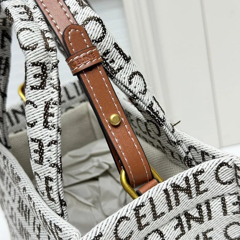 All Categories Official Website "Brand Women's Bags" Women's Bags 💙 Celine 2026 New Celine Crossbody Bag