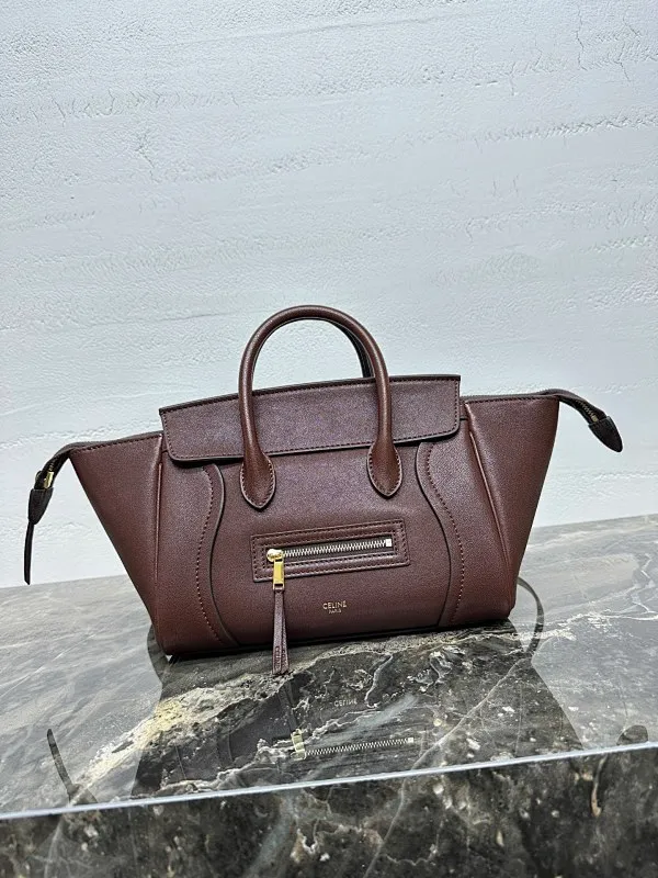 All Categories Official Website "Brand Women's Bags" Women's Bags 💙 Celine 2026 New Celine Crossbody Bag