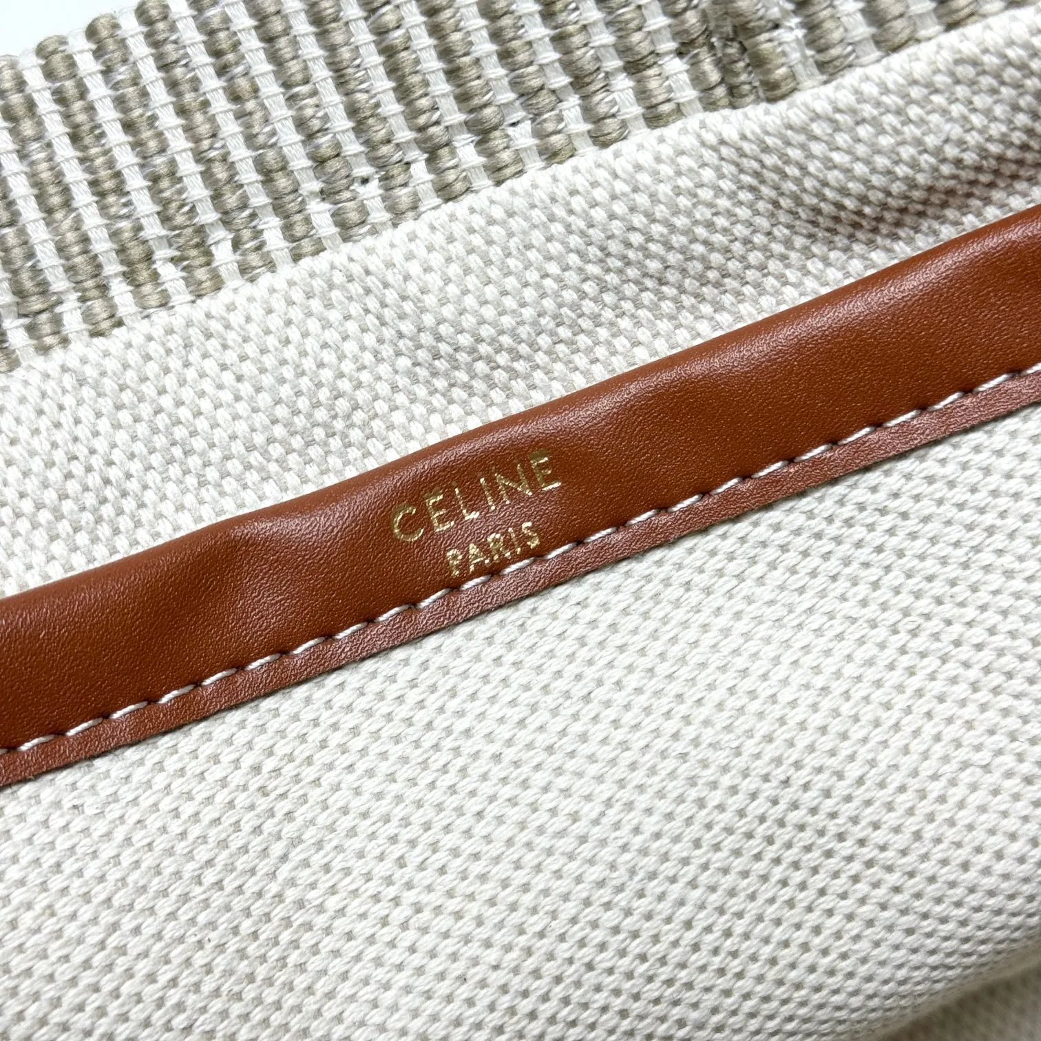 All Categories Official Website "Brand Women's Bags" Women's Bags 💙 Celine 2026 New Celine Crossbody Bag