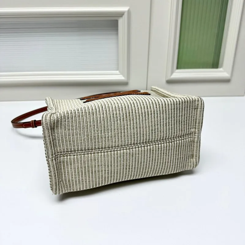 All Categories Official Website "Brand Women's Bags" Women's Bags 💙 Celine 2026 New Celine Crossbody Bag