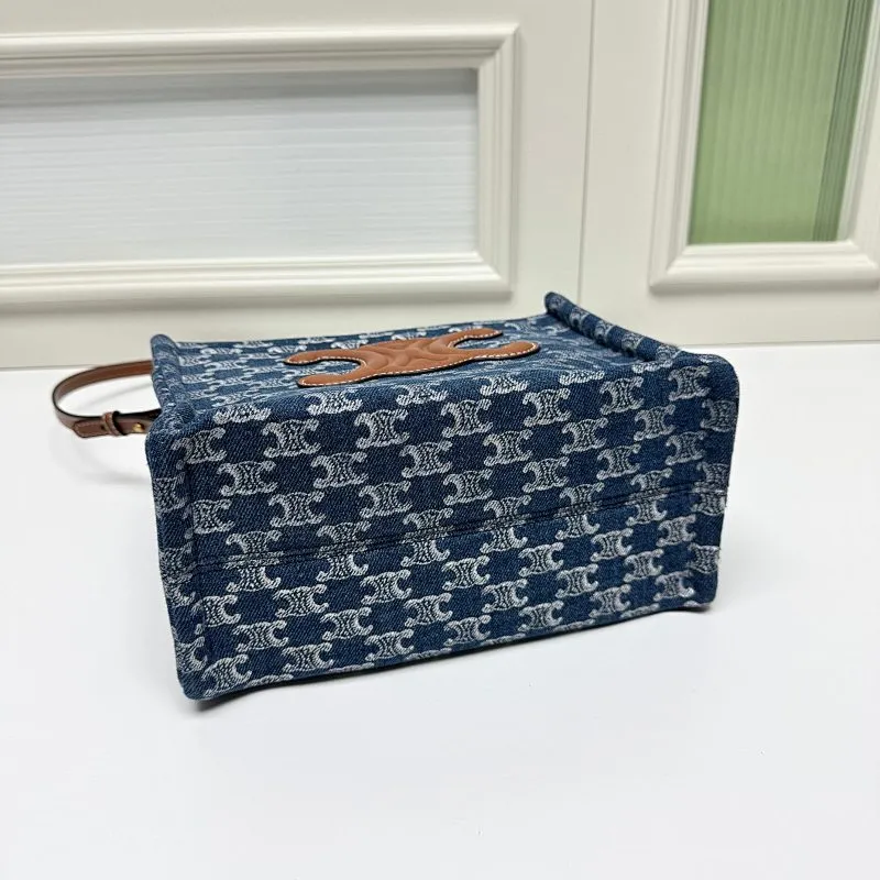 All Categories Official Website "Brand Women's Bags" Women's Bags 💙 Celine 2026 New Celine Crossbody Bag