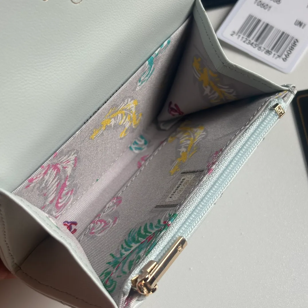 New product CH@NEL lambskin hijab card holder 💦 with new luogo, zipper compartment inside, original quality, exquisite details, model number AP8984, size 11*8.5*3cm 320💰