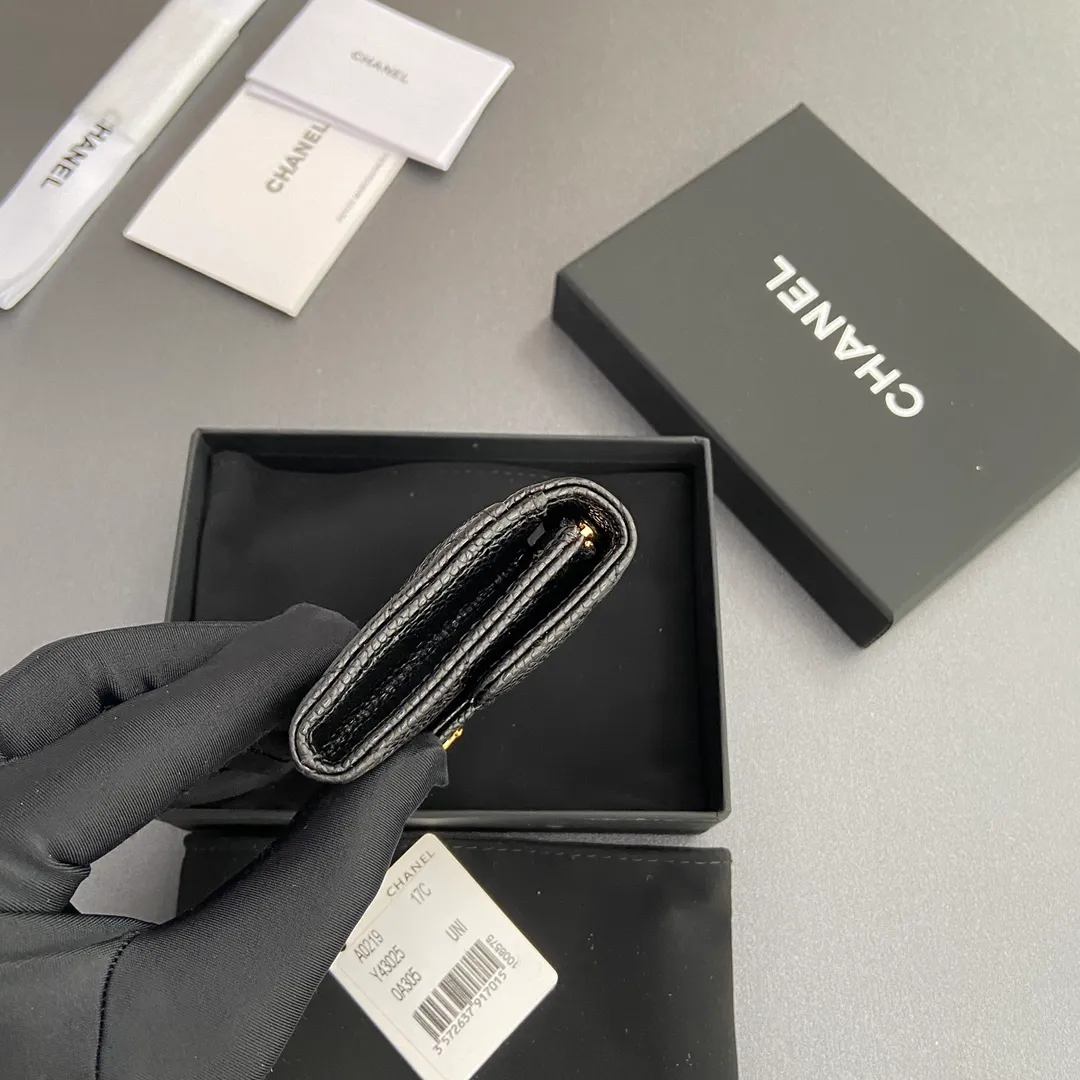 Xiaoxiang imported Italian leather Item number: AP438 (inner compartment with zipper) 💰: 280 Size: w11×h7cm Color: black ball pattern golden steel mark