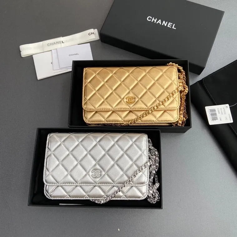 Xiaoxiang imported Italian calfskin Item number: A0250 Price: 640 Xiaoxiang combination picture