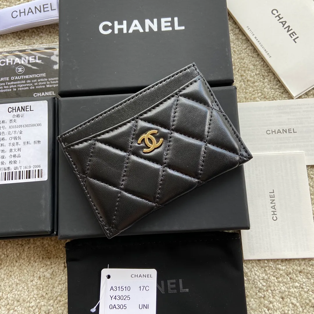 190💰Xiaoxiang imported Italian leather Item number: A31510 0213 Size: w11×h7.5cm Color: black sheepskin gold steel mark