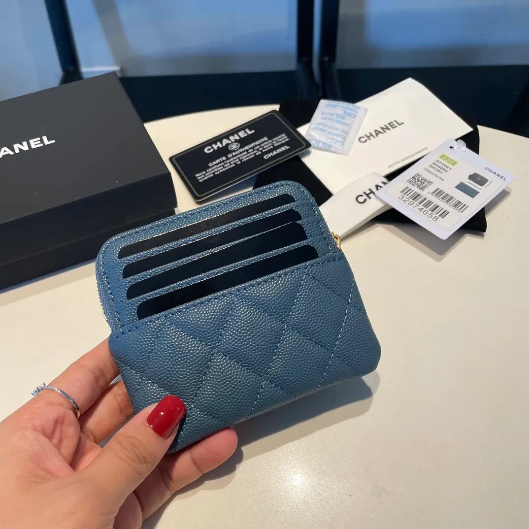 💰420😊Upgraded version💋Chanel🆕 New color colorful fine ball caviar cowhide🐂Classic zipper bag with multiple card slots for change. It can also bring convenience to various bank cards, supermarket cards, shopping cards, and membership cards. It is so small and easy to carry. It is the most fashionable and popular element of coin purses. Do you own it? Comes with the latest complete set of packaging 2061🍃size: 12*9.5cm