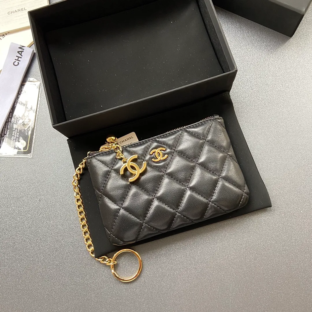 250💰Xiaoxiang imported Italian sheepskin Item number: A50168 Size: w14×h9.5cm Color: black sheepskin gold buckle