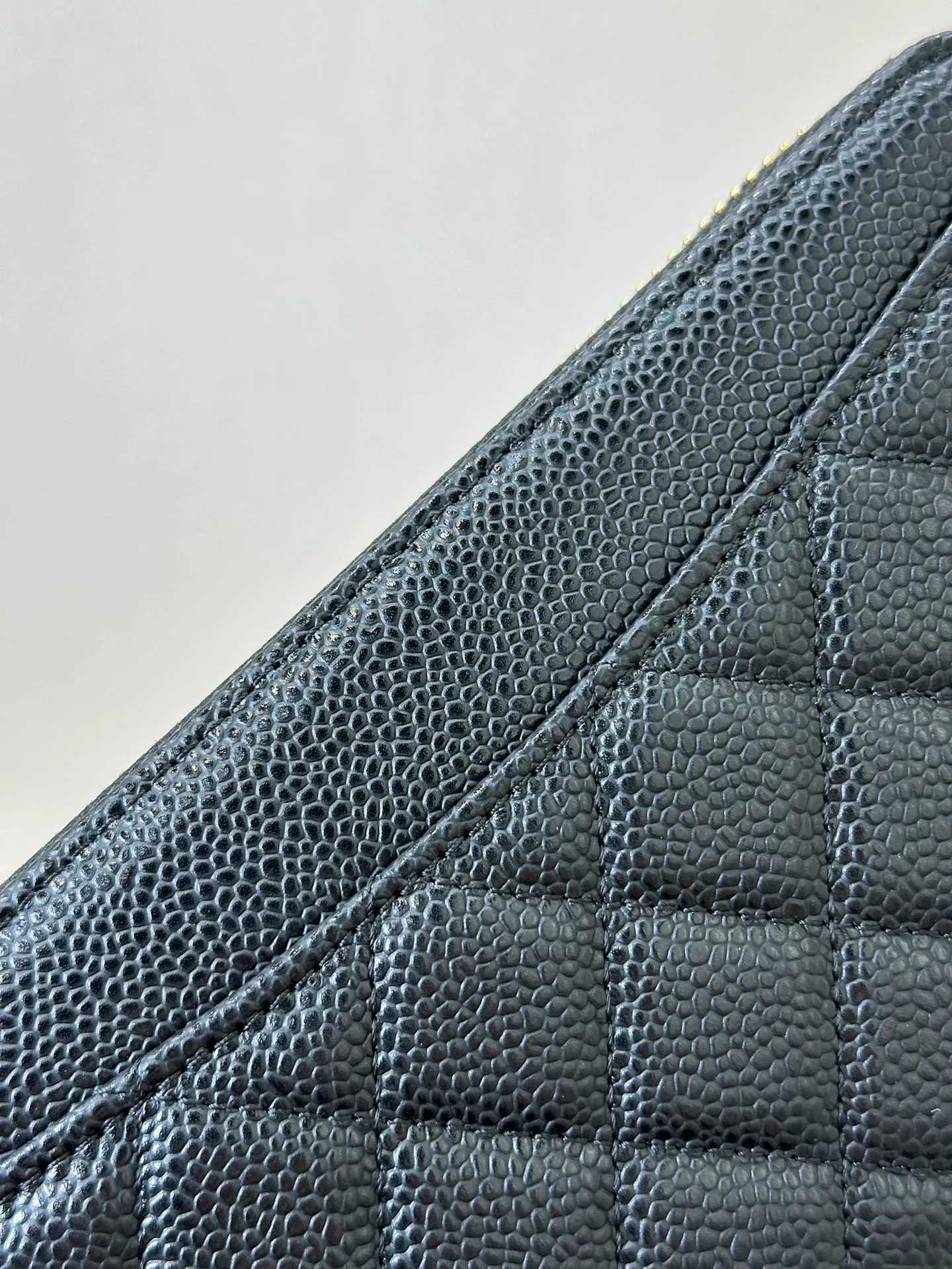 50097 ball pattern/black gold