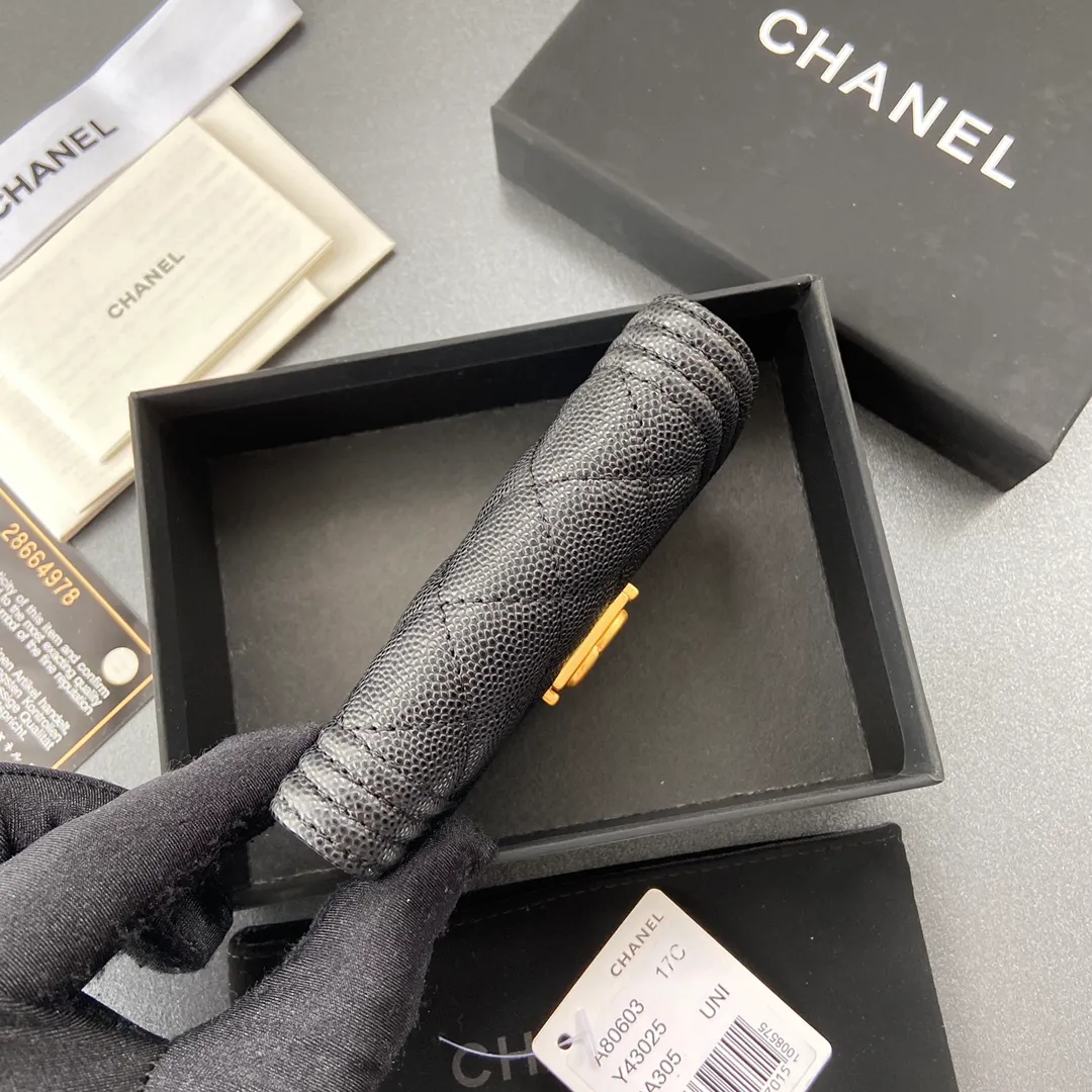 260💰Xiaoxiang imported Italian leather Item number: A80603 Size: w11×h8.5×d3cm Color: black fine ball pattern gold hardware